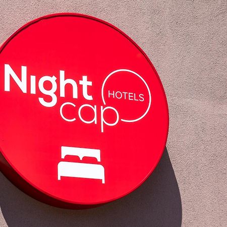 Nightcap At Gateway Hotel Corio Exterior foto